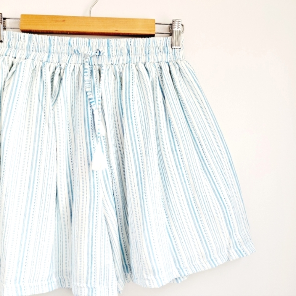 BCBGeneration Variegated Striped High Waisted Sho… - image 4